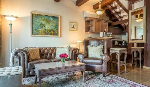 Luxury Family Suite