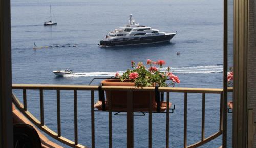 Double Room with Balcony and Sea View