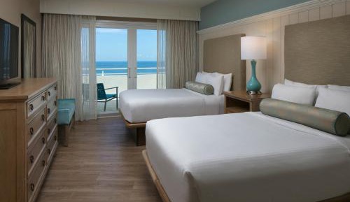 Deluxe Two-Bedroom Suite with Gulf View