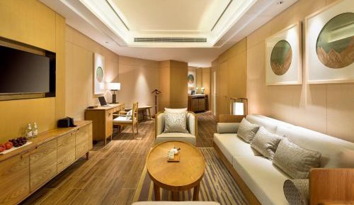 Penisula Seaview Suite