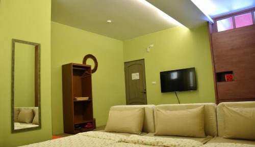 Standard Family Room