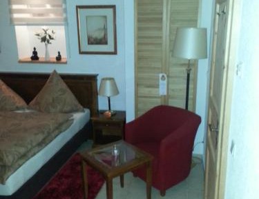 Double or Twin Room with Bathroom