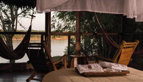 Bungalow with River View