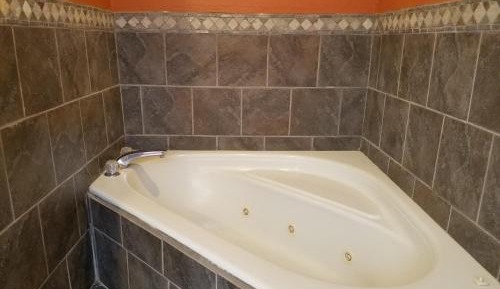 Deluxe Double Room with Jacuzzi 