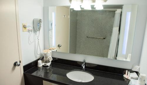 Deluxe Double Room with Two Double Beds - Non-Smoking