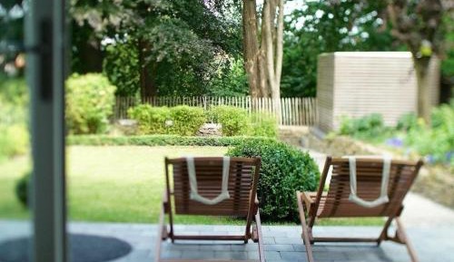 Apartment with Garden View