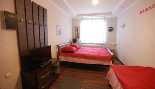 Deluxe Double Room (2 Adults + 1 Child)