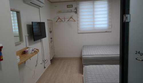 Twin Room with Private Bathroom
