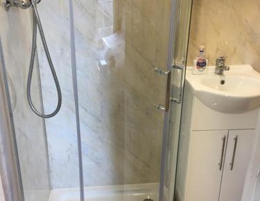 Deluxe Double Room with Shower