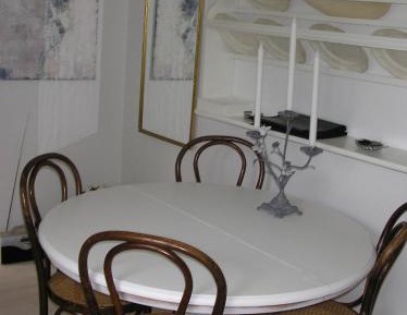 One-Bedroom Apartment (1-4 Adults)