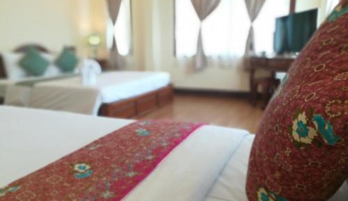 Luxury Triple Room