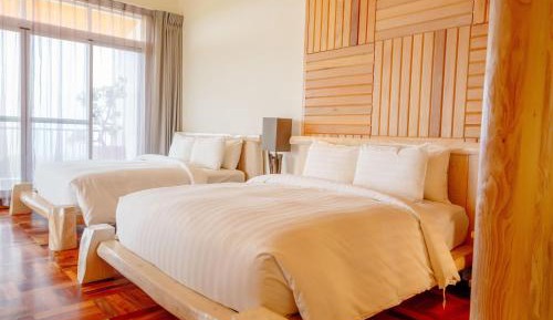 Deluxe Quadruple Room