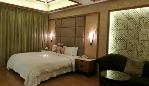 Deluxe Double Room with Bath