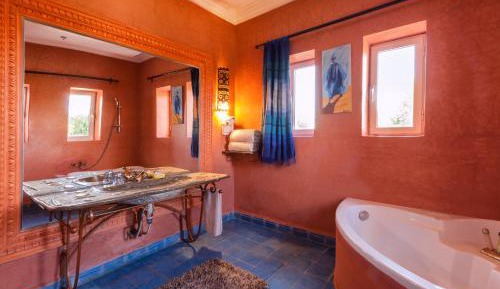 Turquoise room