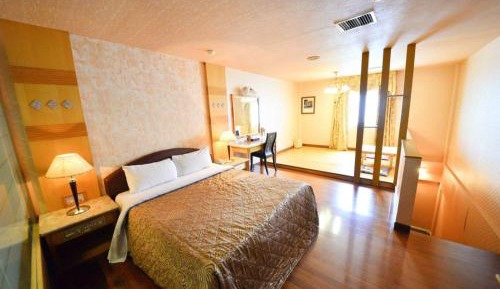 Double Room with Spa Bath