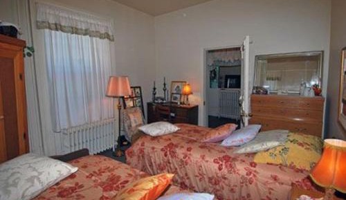 Double or Twin Room with Shared Bathroom