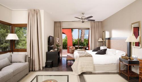Superior Deluxe Double or Twin Room (2 Adults) 