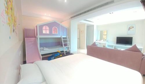 Deluxe Queen Room with Two Queen Beds