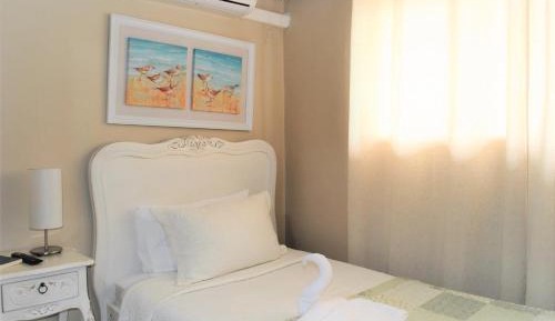 Standard Single Room with Shared Bathroom