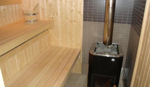 Two-Bedroom Apartment (6 Adults)