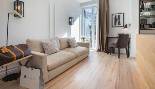 Junior Suite with Balcony