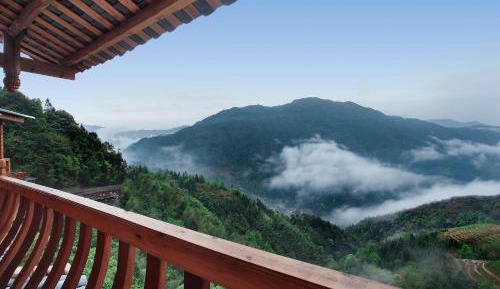 Double or Twin Room with View (Building A)