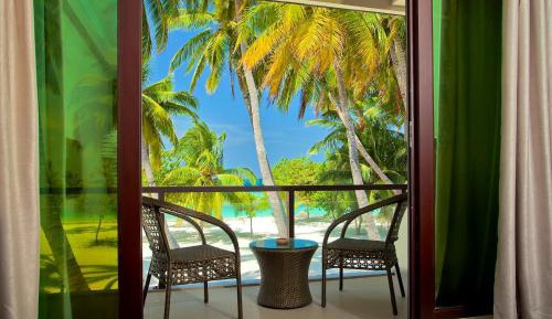 Deluxe Double Room with Balcony and Sea View
