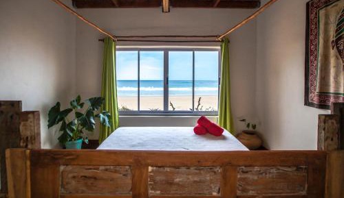 Villa - Beach Front