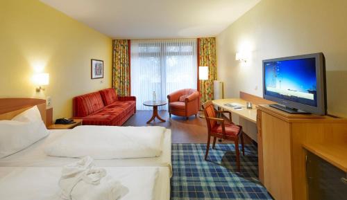 Standard Double Room with Land View