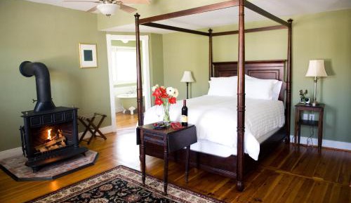 Queen Room with Balcony