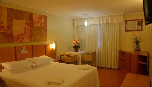 Deluxe Suite with Spa Bath