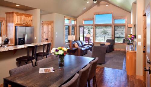 Three-Bedroom Cabin