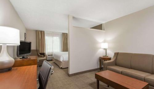 Junior King Suite