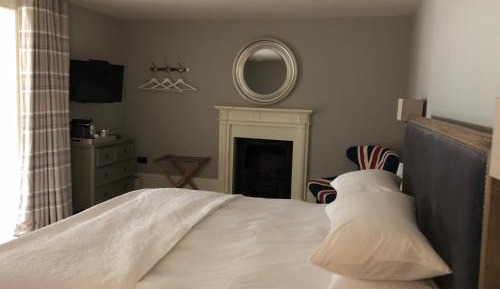 Bedroom 9