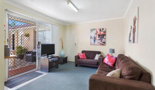 Two-bedroom Apartment - Upstairs