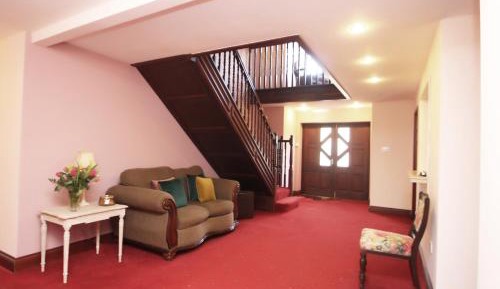 Double room with Queen Bed and Shower