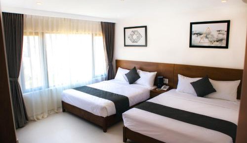 Deluxe Queen Room with Two Queen Beds