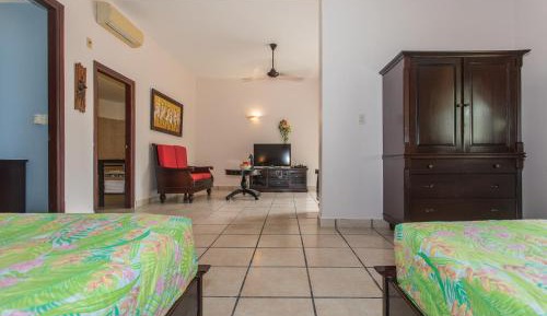 Grand Family Suite Garden & Pool View