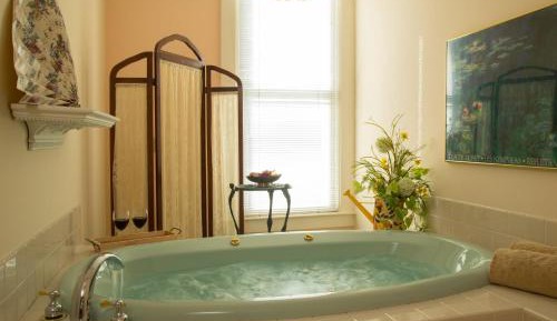 Deluxe Double Room with Bath