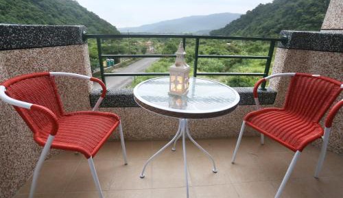 King Room with Mountain View