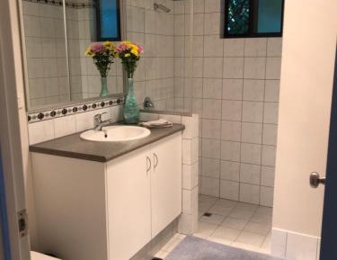 Queen Room with Garden View