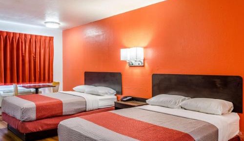 Deluxe Quadruple Room - Non-Smoking