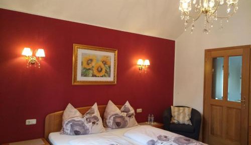 Large Double Room