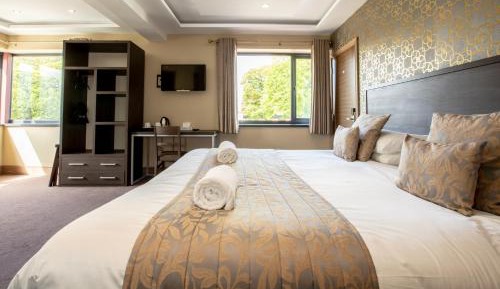Deluxe Studio - (2 Rooms) Double Beds