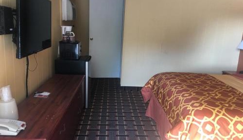 Single Room - Non-Smoking