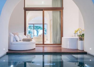 Oceanfront Garden Pool Suite	 