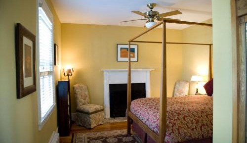 Queen Room - Disability Access
