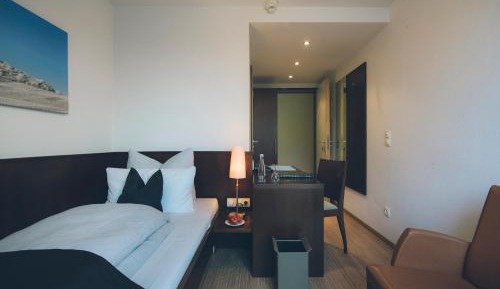 Budget Single Room