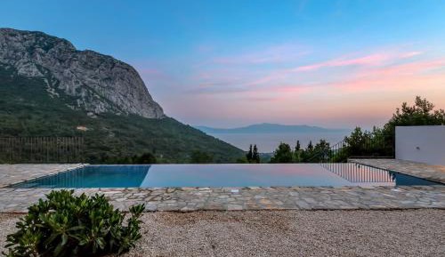 Villa with Sea View