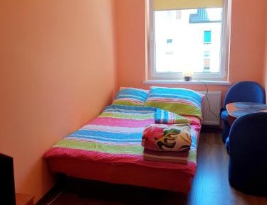 Single Room with Shared Bathroom